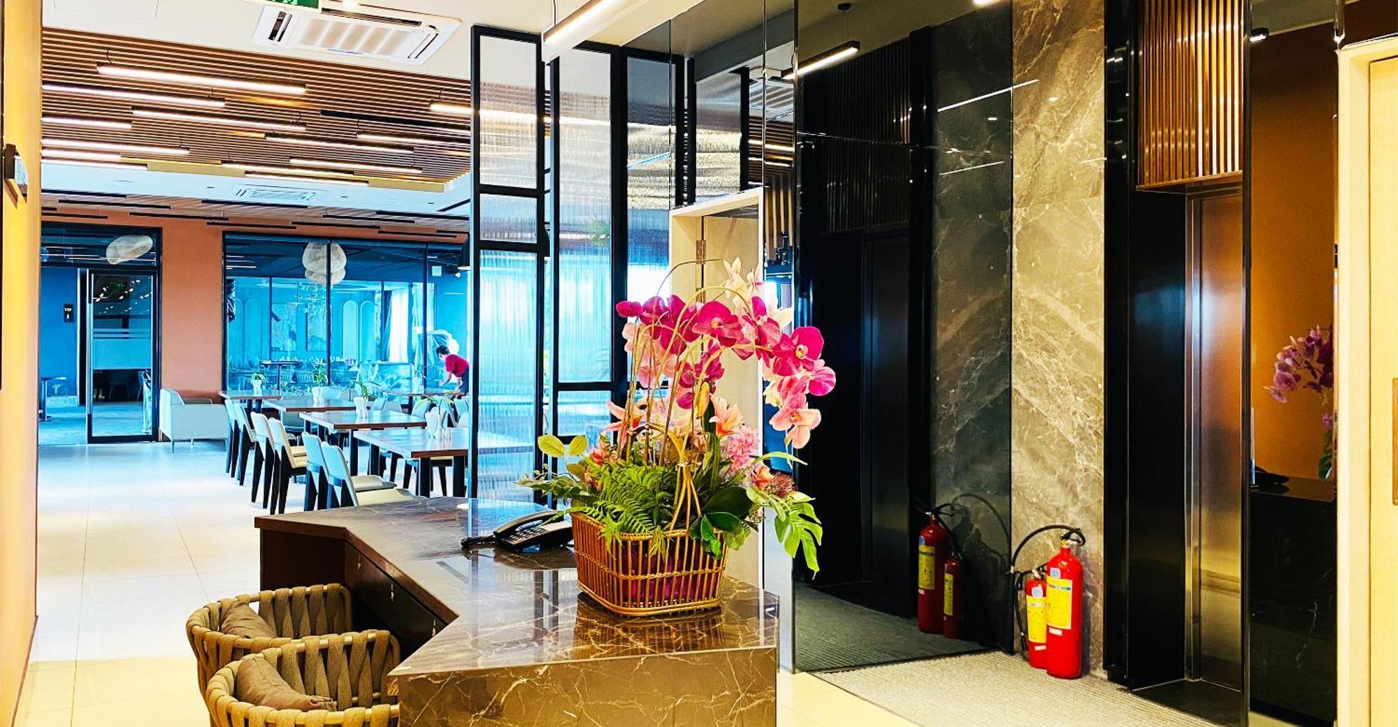 西哈珍宝酒店 西哈努克 外观 照片