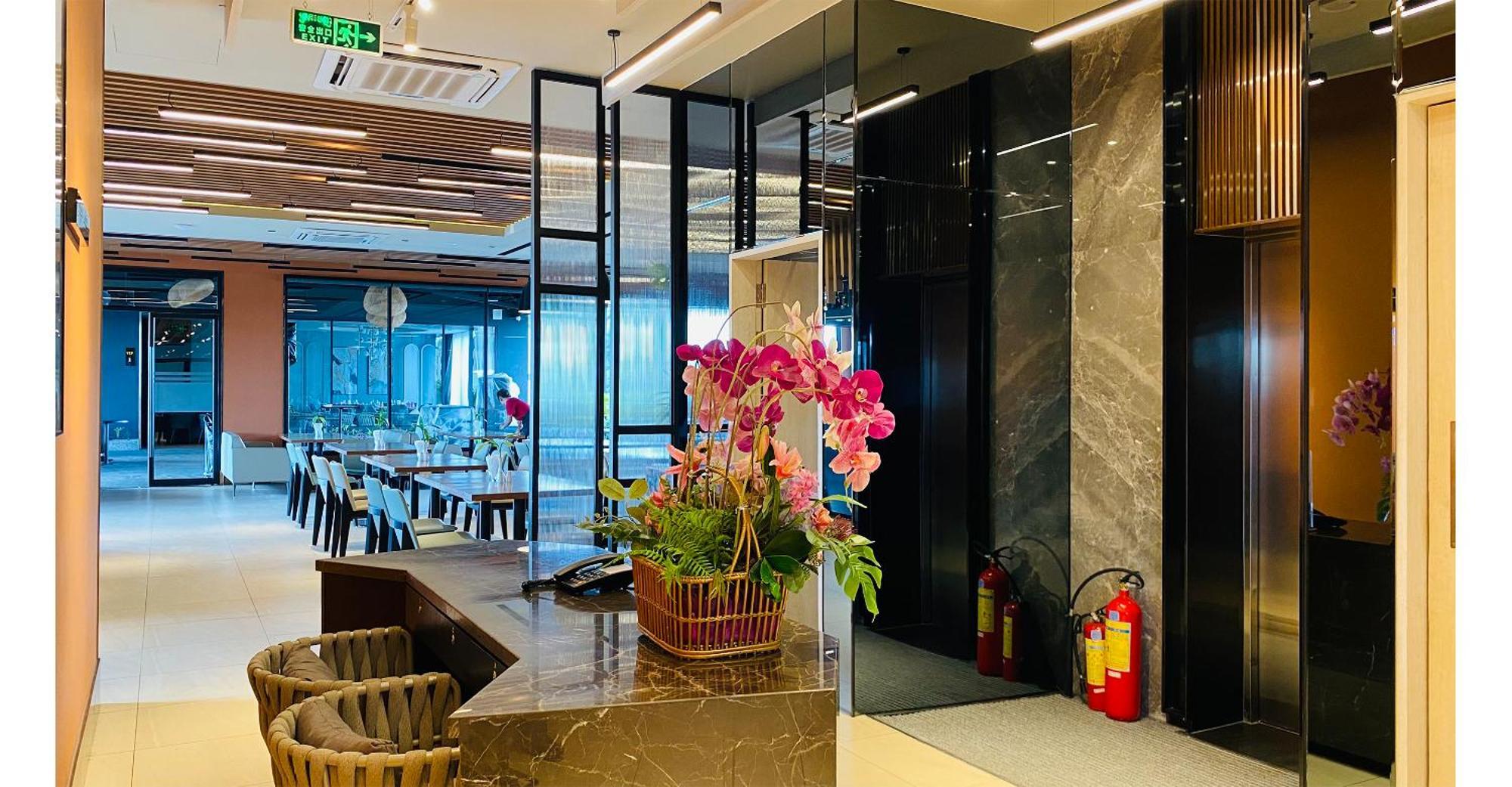 西哈珍宝酒店 西哈努克 外观 照片